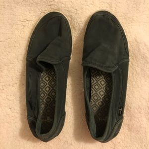 Sanuk slip ons